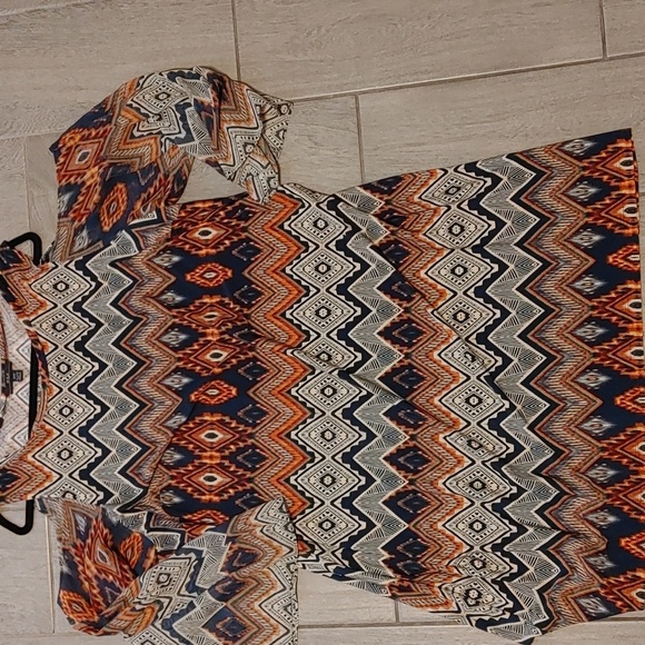 R&K Multicolor Chevron Dress Women's 24 Wide Cold Shoulder Lightweight Events - Picture 3 of 7